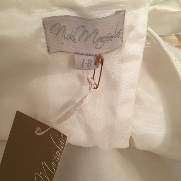 Communion dress - Picture 5 of 6